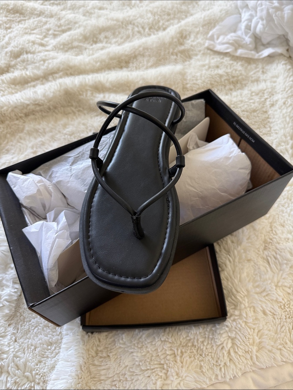 Abercrombie & Fitch Black Square-Toe Strappy Thong Sandals
